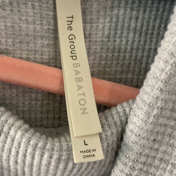 Cowl neck Waffle Shirt - Picture 4 of 4